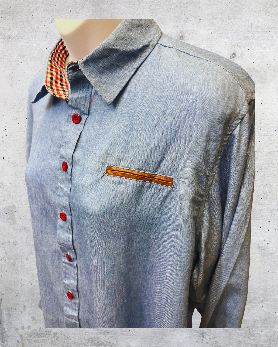 Chambray Button-Up Shirt with Red Buttons & Plaid Collar Detail - XL