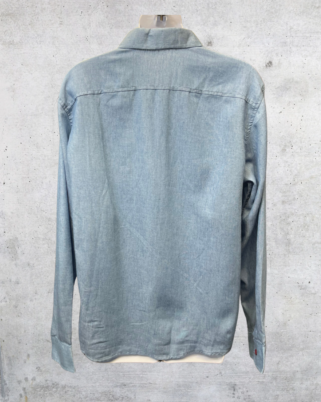 Chambray Button-Up Shirt with Red Buttons & Plaid Collar Detail - XL