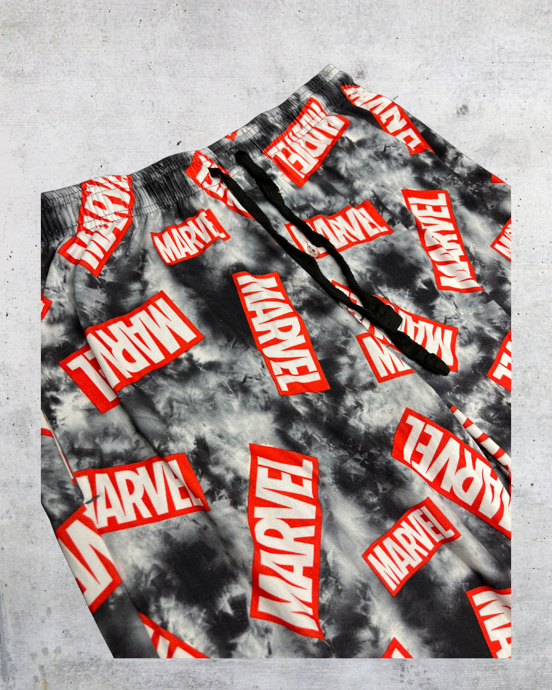 Marvel All-Over Logo Lounge Pants – Medium