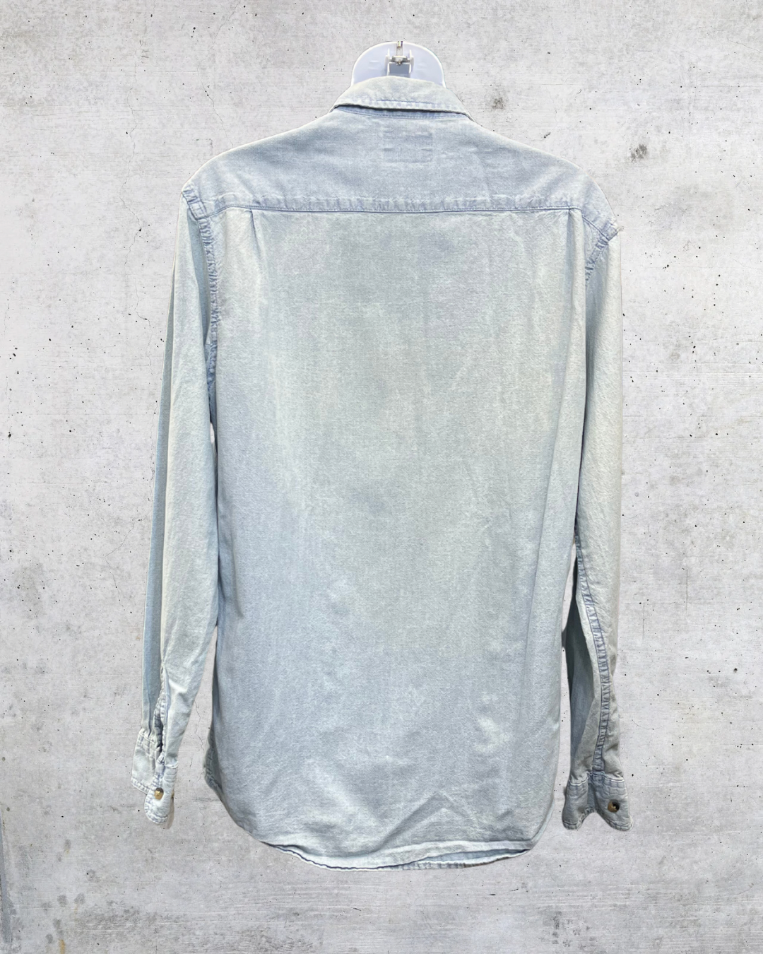 Wrangler Light Wash Denim Button-Up Shirt - Small