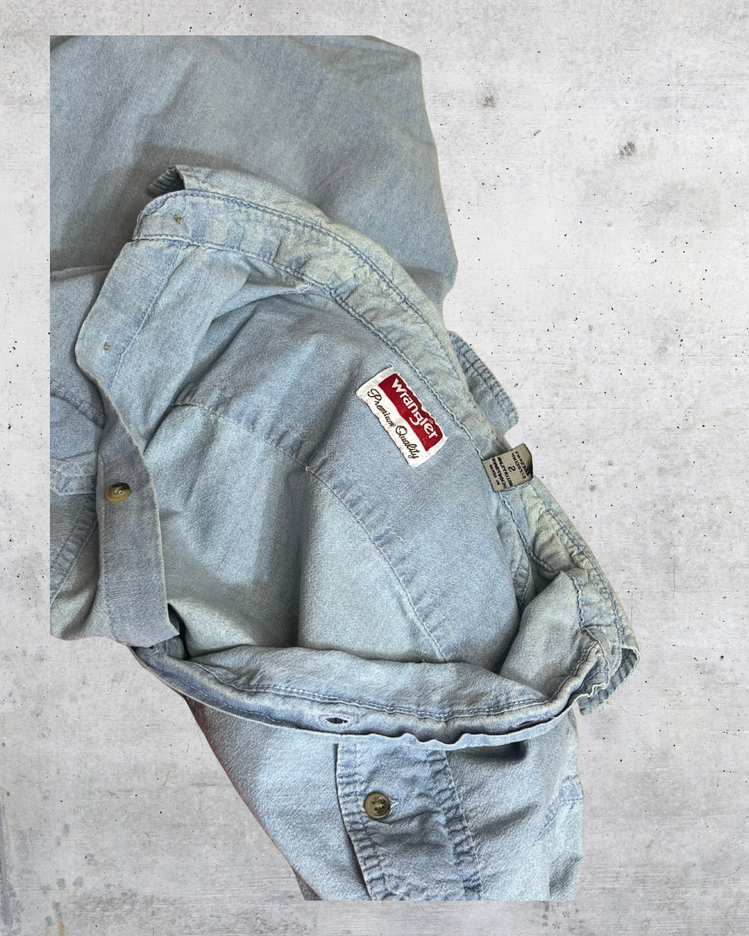 Wrangler Light Wash Denim Button-Up Shirt - Small