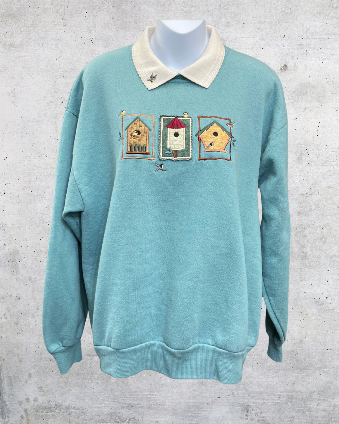 Vintage 90s Top Stitch Birdhouse Embroidered Sweatshirt - Large