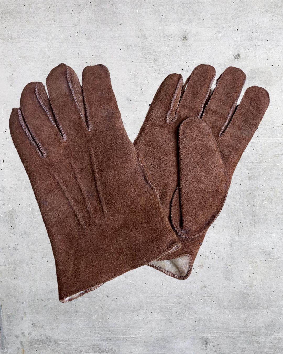 Vintage Crown Craft Brown Suede Gloves – Medium