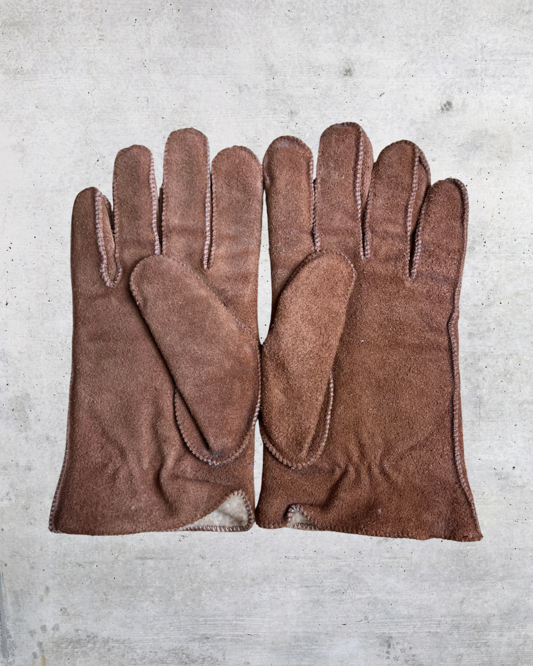 Vintage Crown Craft Brown Suede Gloves – Medium
