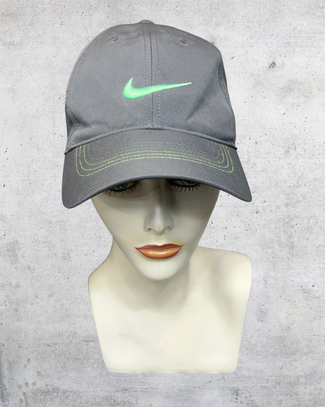 Nike Golf Gray Snapback Cap with Neon Green Swoosh