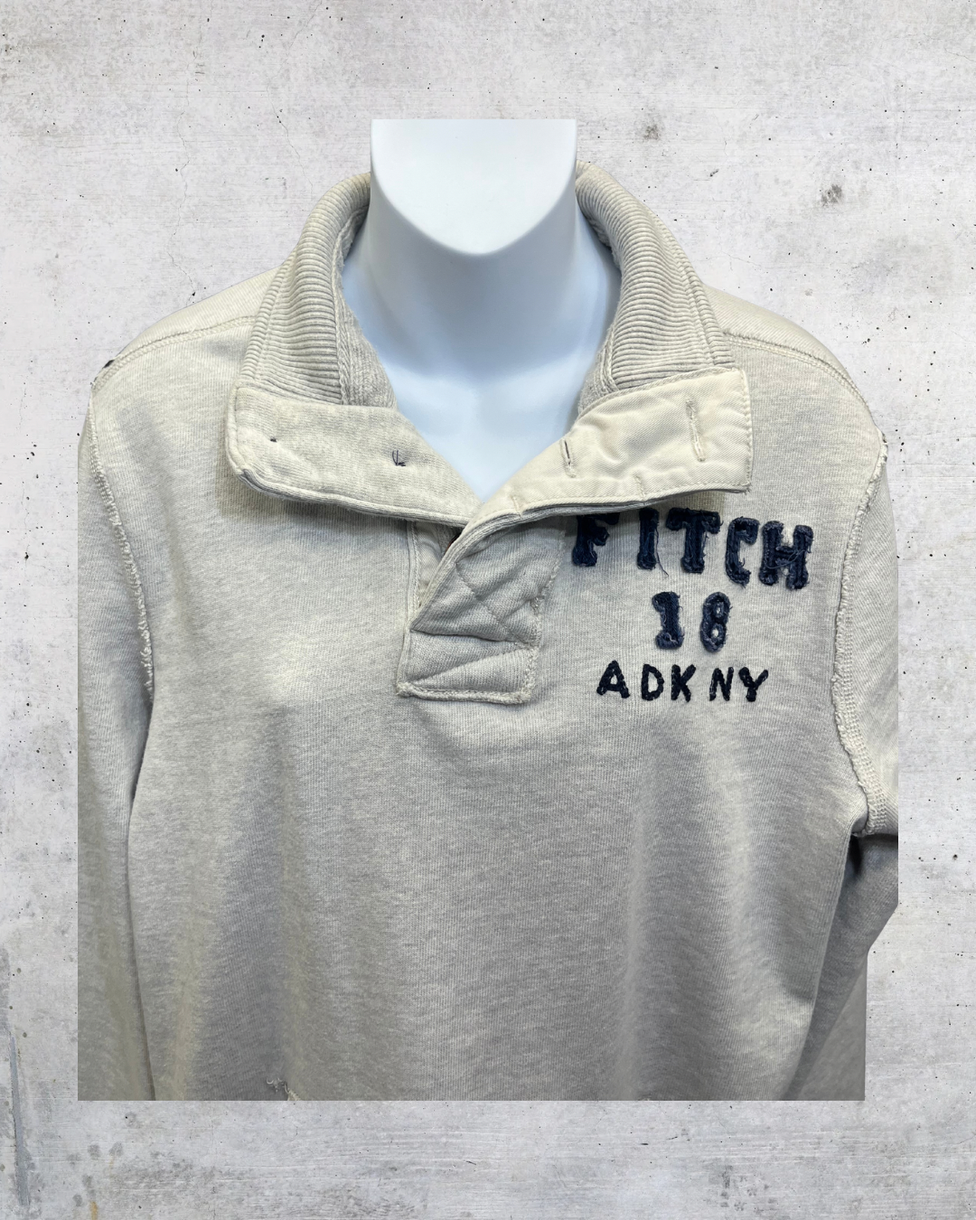 Vintage Y2K Abercrombie & Fitch “Fitch 18 ADK NY” Pullover Sweatshirt - XXL