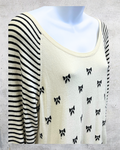 Lauren Conrad Bow Print Raglan Knit Top - Large