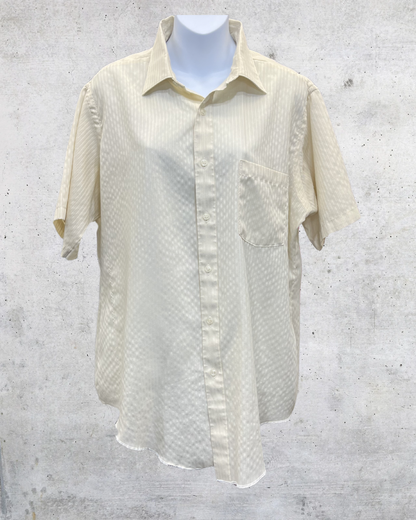 Vintage Van Heusen Ivory Textured Short Sleeve Button Up - Large