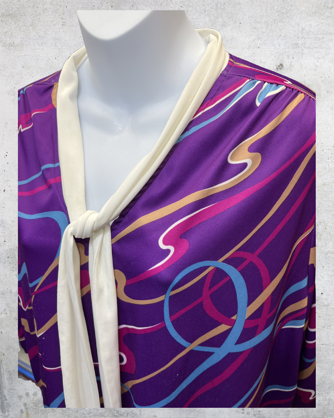 Vintage Sweet N Sassy Purple Abstract Tie-Neck Blouse - XL