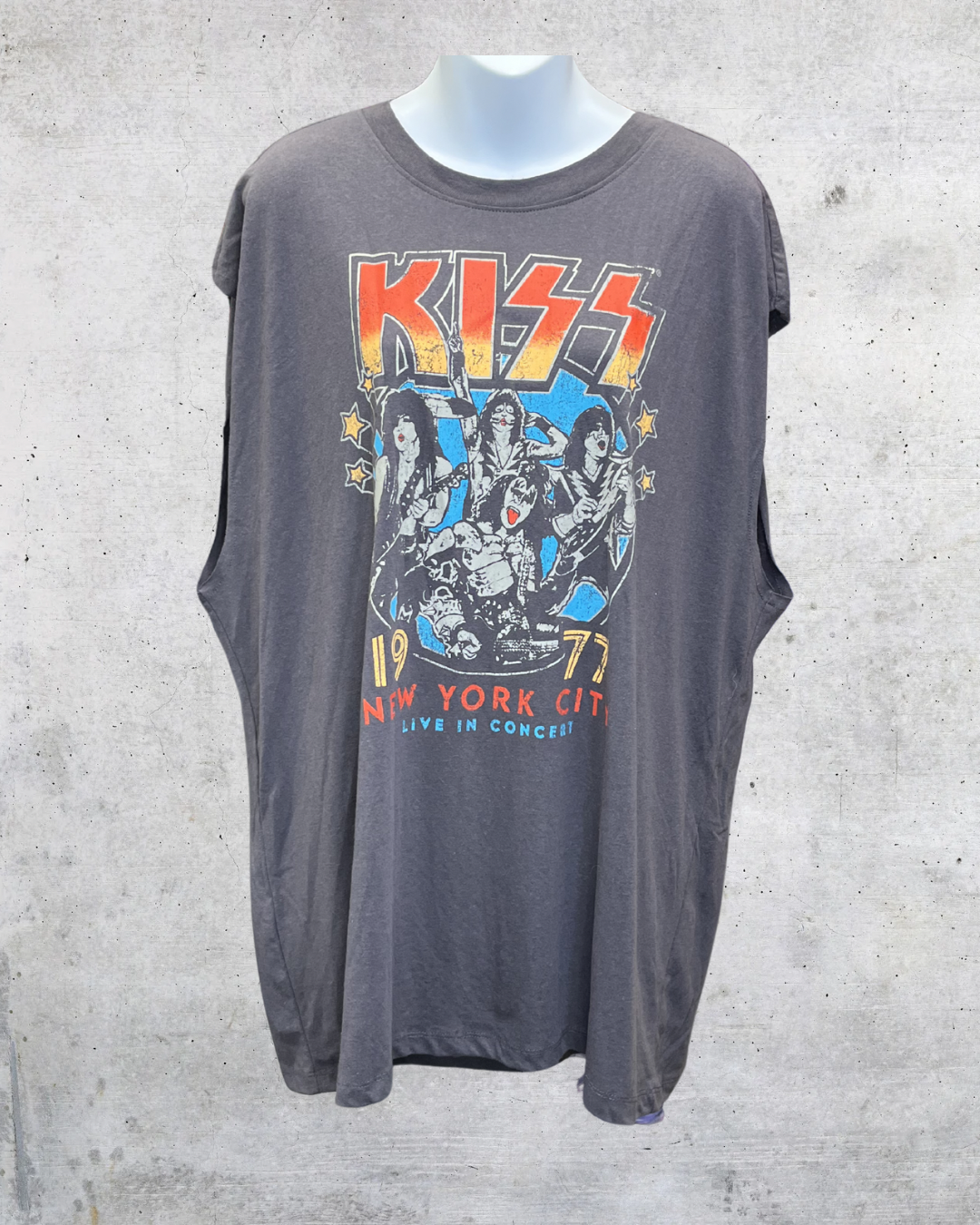 KISS 1977 New York City Sleeveless Band Tee - Large