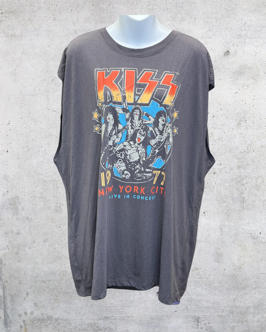 KISS 1977 New York City Sleeveless Band Tee - Large