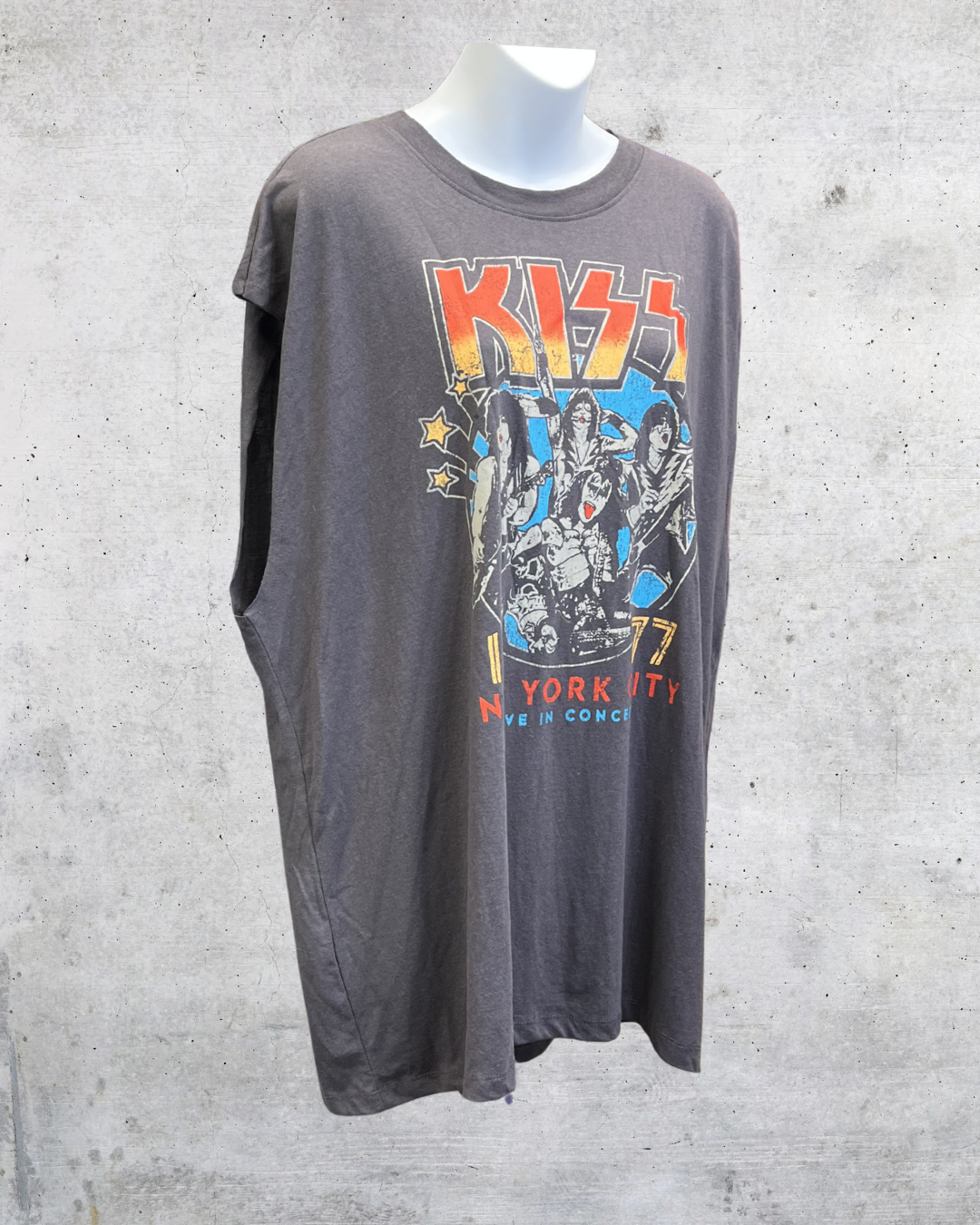 KISS 1977 New York City Sleeveless Band Tee - Large