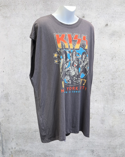 KISS 1977 New York City Sleeveless Band Tee - Large