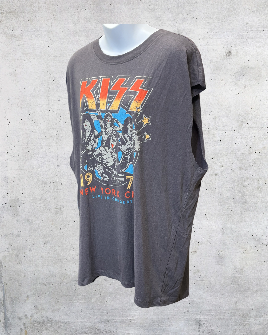 KISS 1977 New York City Sleeveless Band Tee - Large
