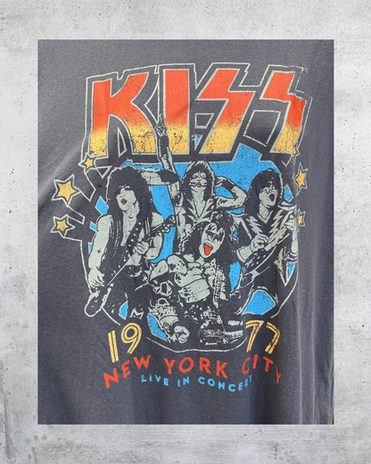 KISS 1977 New York City Sleeveless Band Tee - Large