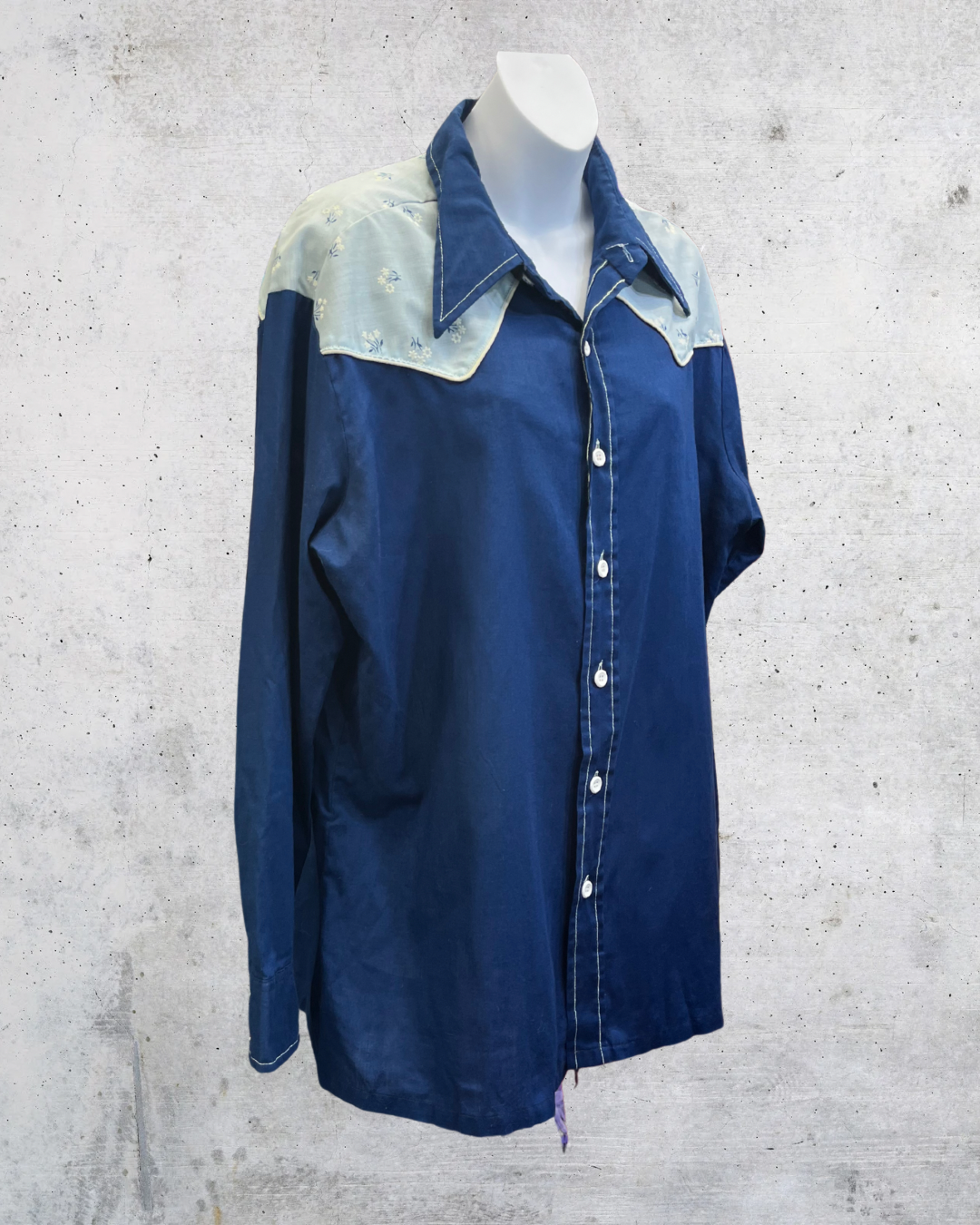 Vintage 70s Wrangler Blue Floral Yoke Western Shirt – XL