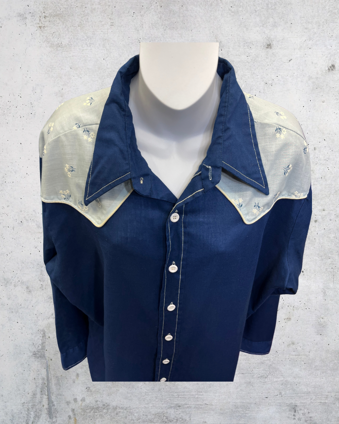 Vintage 70s Wrangler Blue Floral Yoke Western Shirt – XL