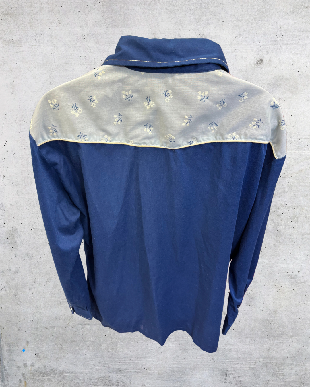 Vintage 70s Wrangler Blue Floral Yoke Western Shirt – XL